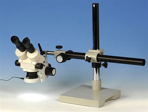 Mikroskopet kan förstora från 40x
